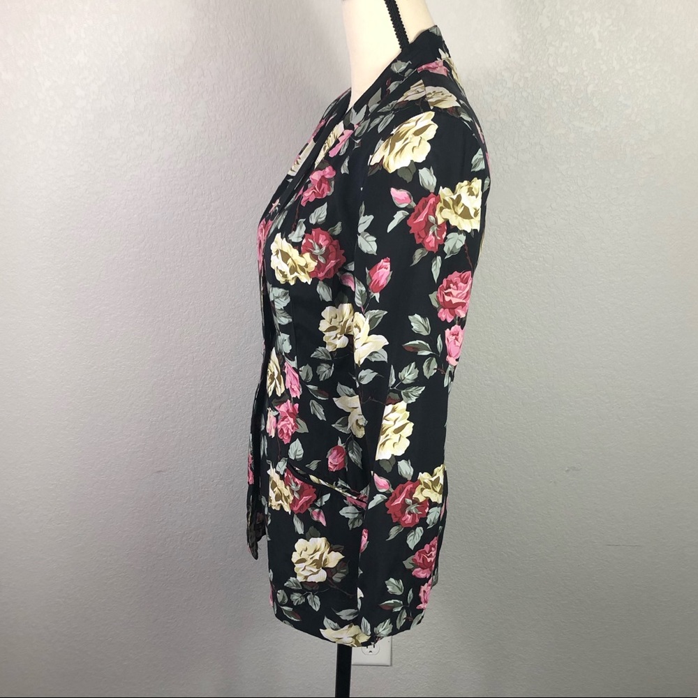 Vintage 90’s Floral Blazer - Picture 3 of 10